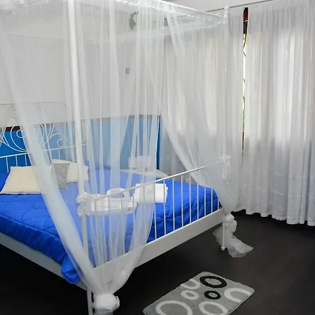 فندق مبيت وإفطار Sweet Garda *
